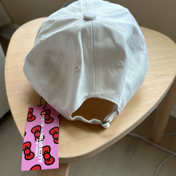 SHEIN White Hello Kitty Embroidered Cap - Picture 5 of 6